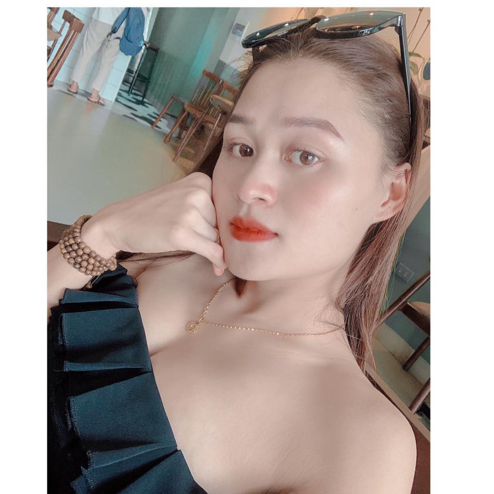 Mrs. Nguyễn Vân Anh